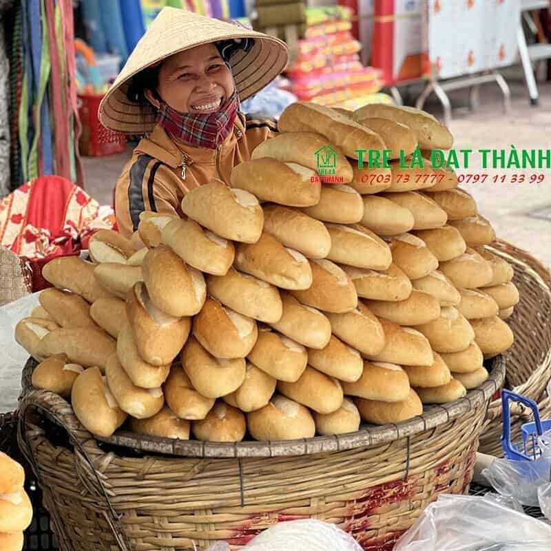 Cần Xé Tre Đựng Bánh Mì